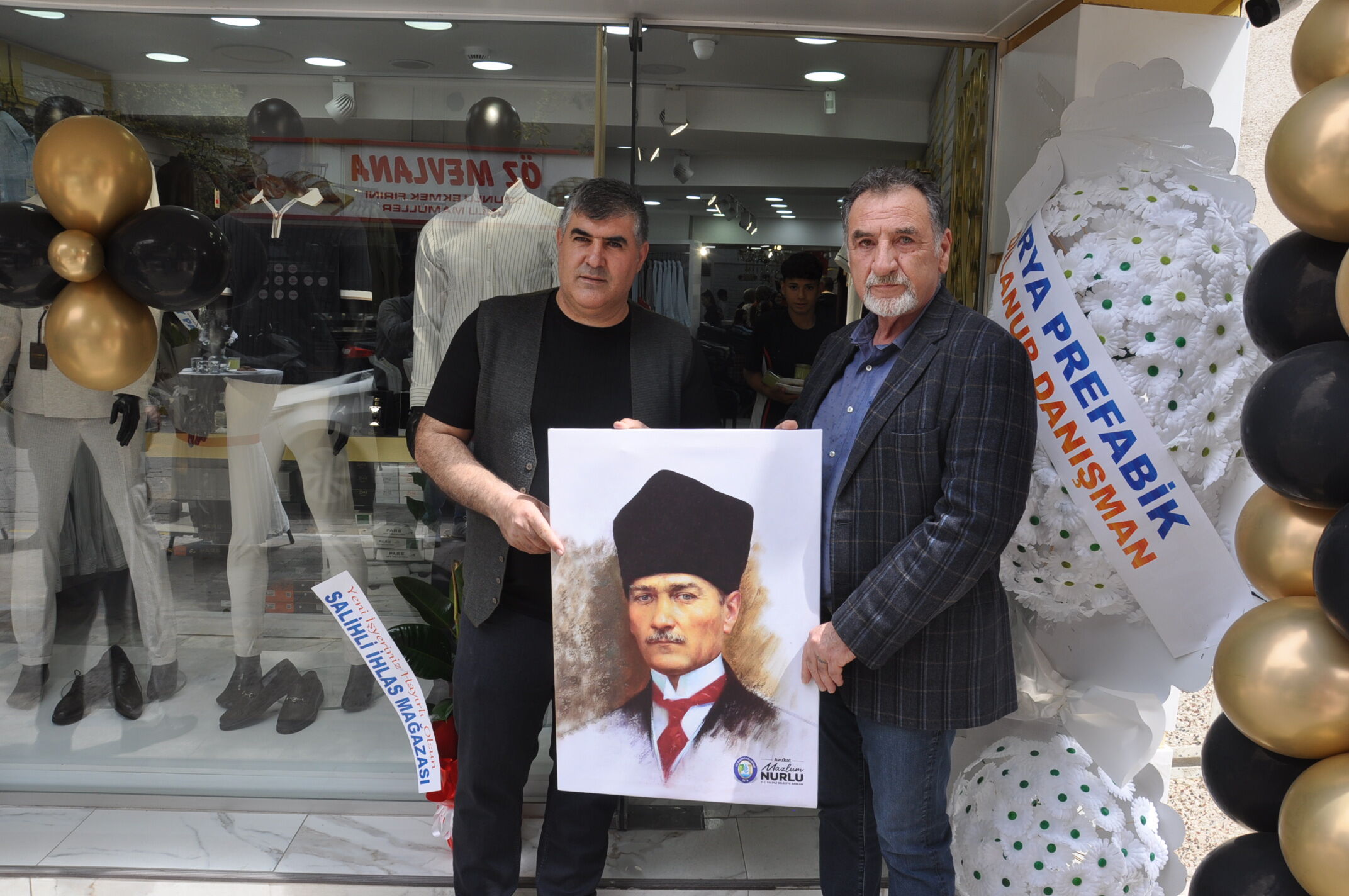 Salihlide De Sa Premium Giyim Magazasi Acildi (29)