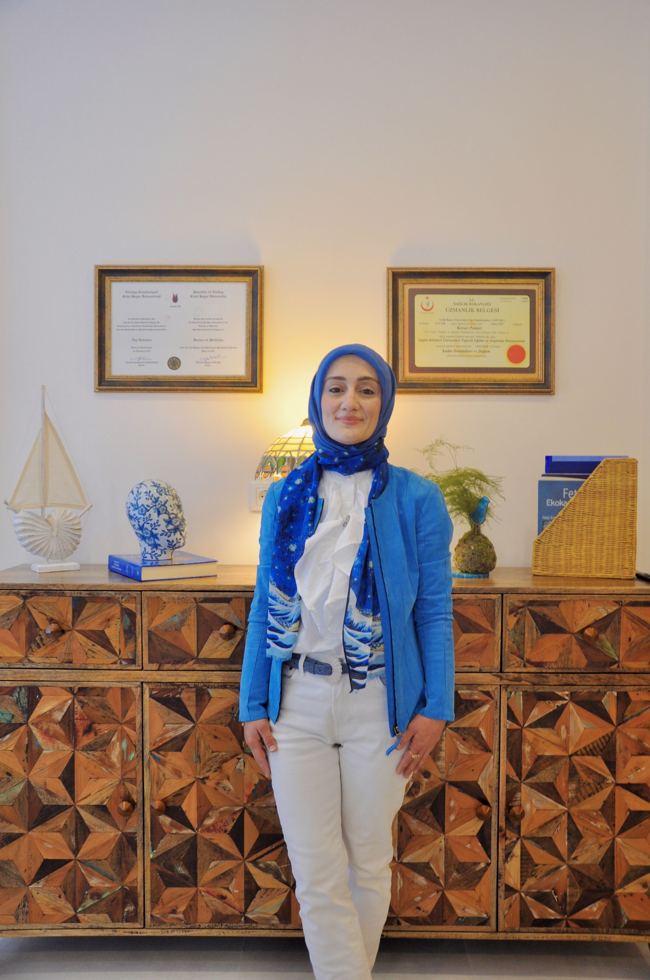 Salihli’de Kadın Sağlığına Yeni Bir Dokunuş Op. Dr. Kevser Polater Kliniğini Açtı (22)