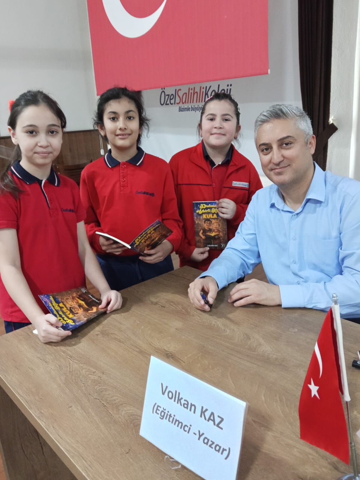 Salihli'de Yazar Okuyucu Buluşması (4)