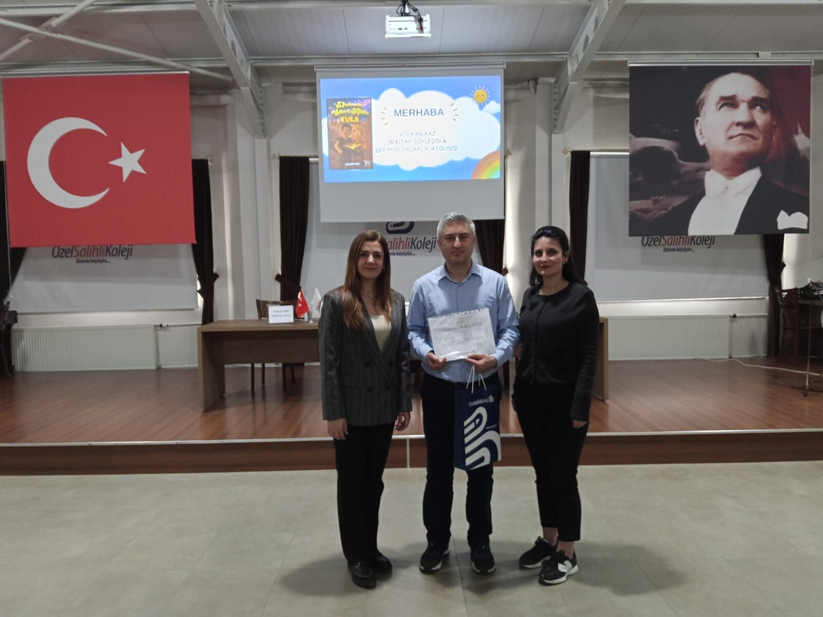 Salihli'de Yazar Okuyucu Buluşması (5)