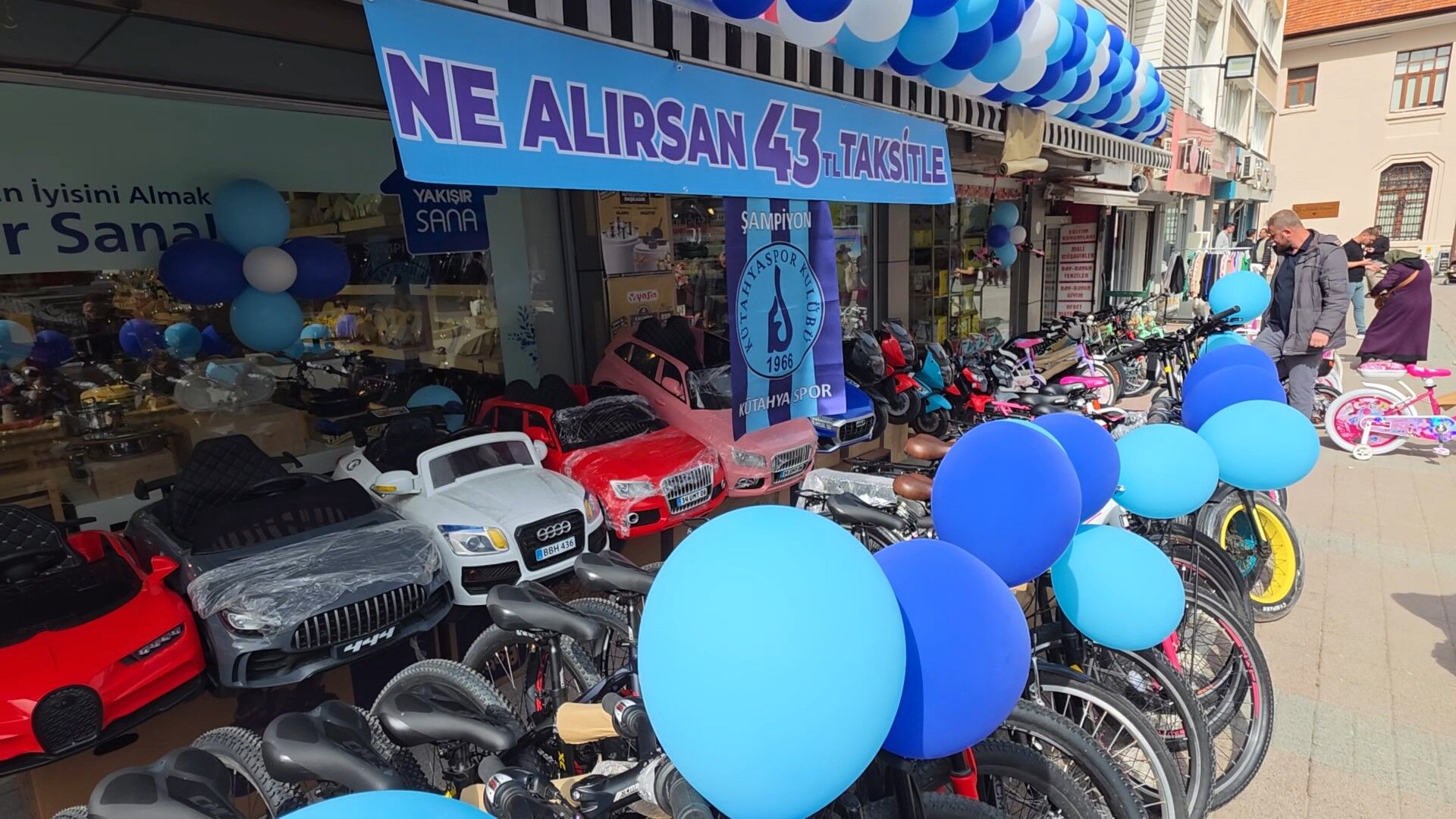 Sampiyonluk Kutlamasi Satisa Yansidi 43 Tl Taksitle Urunler Kapis Kapis (3)