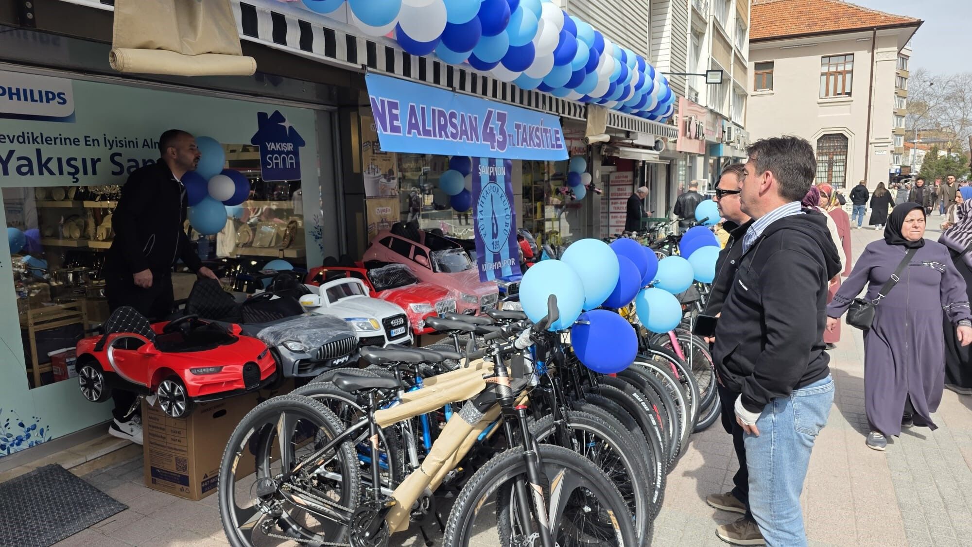 Sampiyonluk Kutlamasi Satisa Yansidi 43 Tl Taksitle Urunler Kapis Kapis (4)