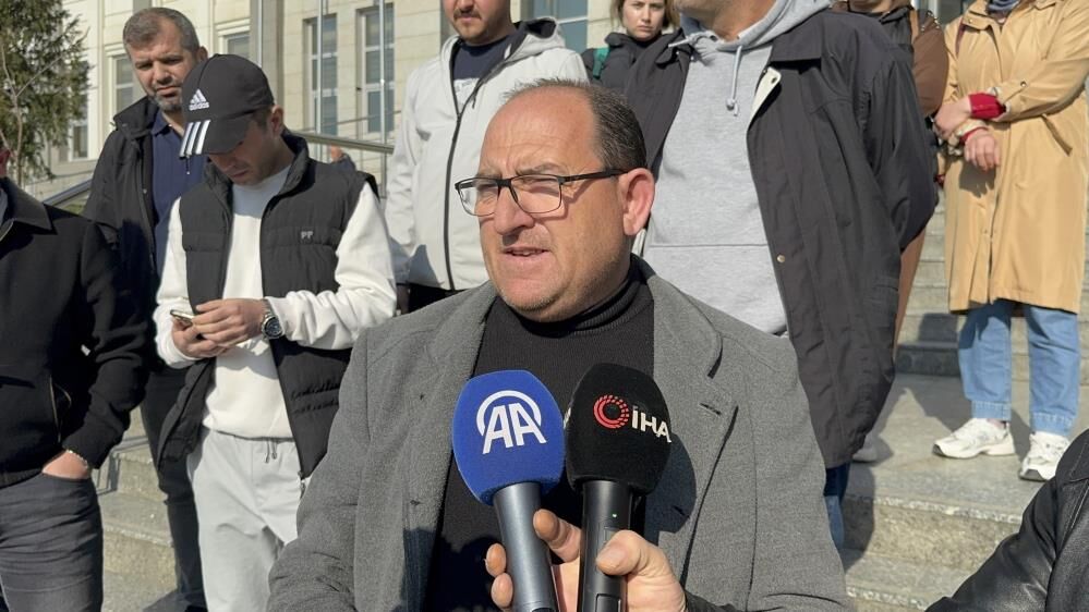 Sosyal Medyadan Yurt Disina Ciktik Aciklamasi Magdurlarin Tepkisi Buyuyor (4)