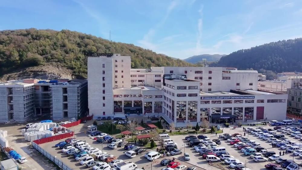 Uzmandan Kritik Uyari Boyundaki Sislik Agizda Gecmeyen Yara Kansere Isaret Edebilir (3)