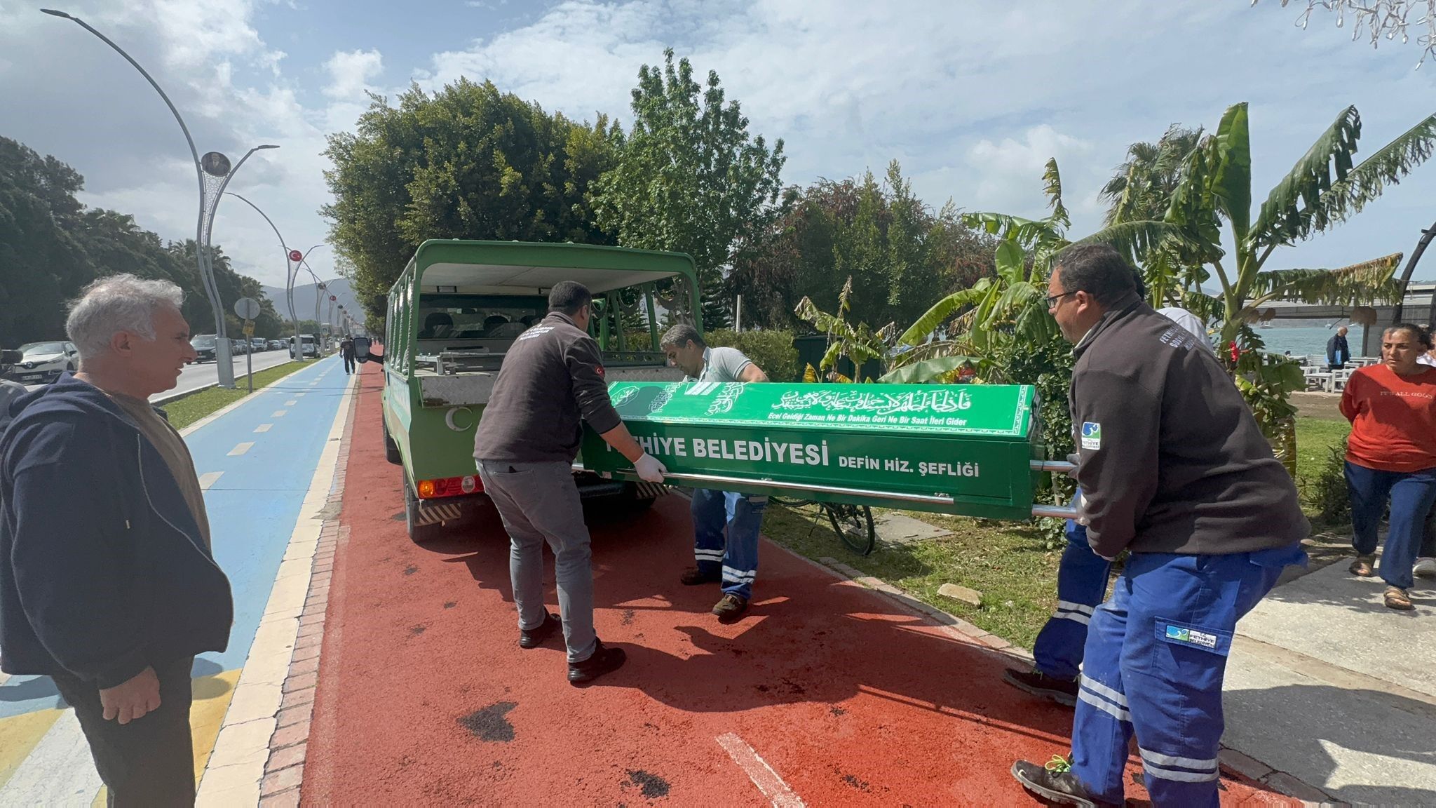 Vatandaslar Ihbar Etti Ekipler Harekete Gecti Olu Bulundu (2)