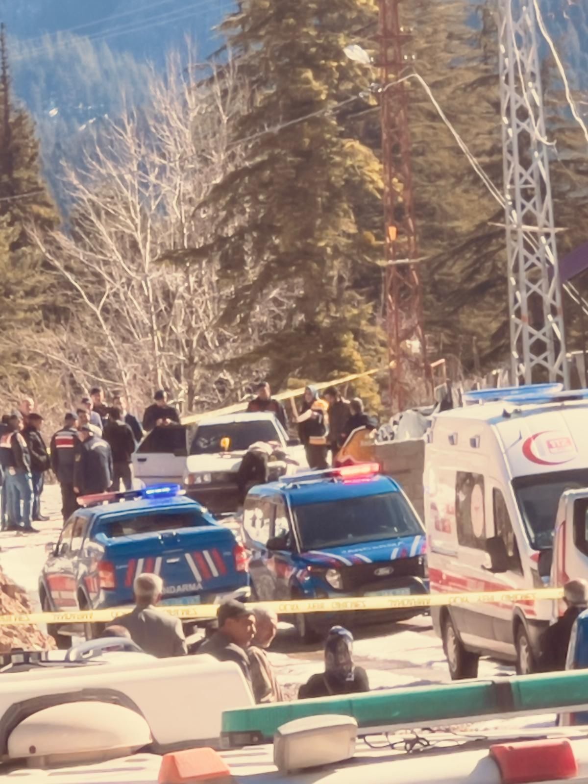 Yaylada Korkunc Infaz 2 Lise Ogrencisi Otomobilde Olu Bulundu (1)-1