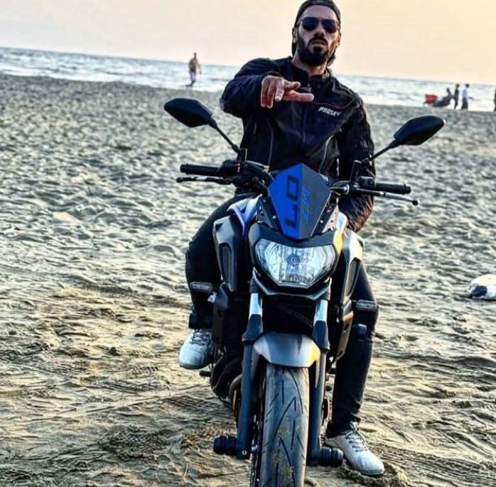 A W702818 02