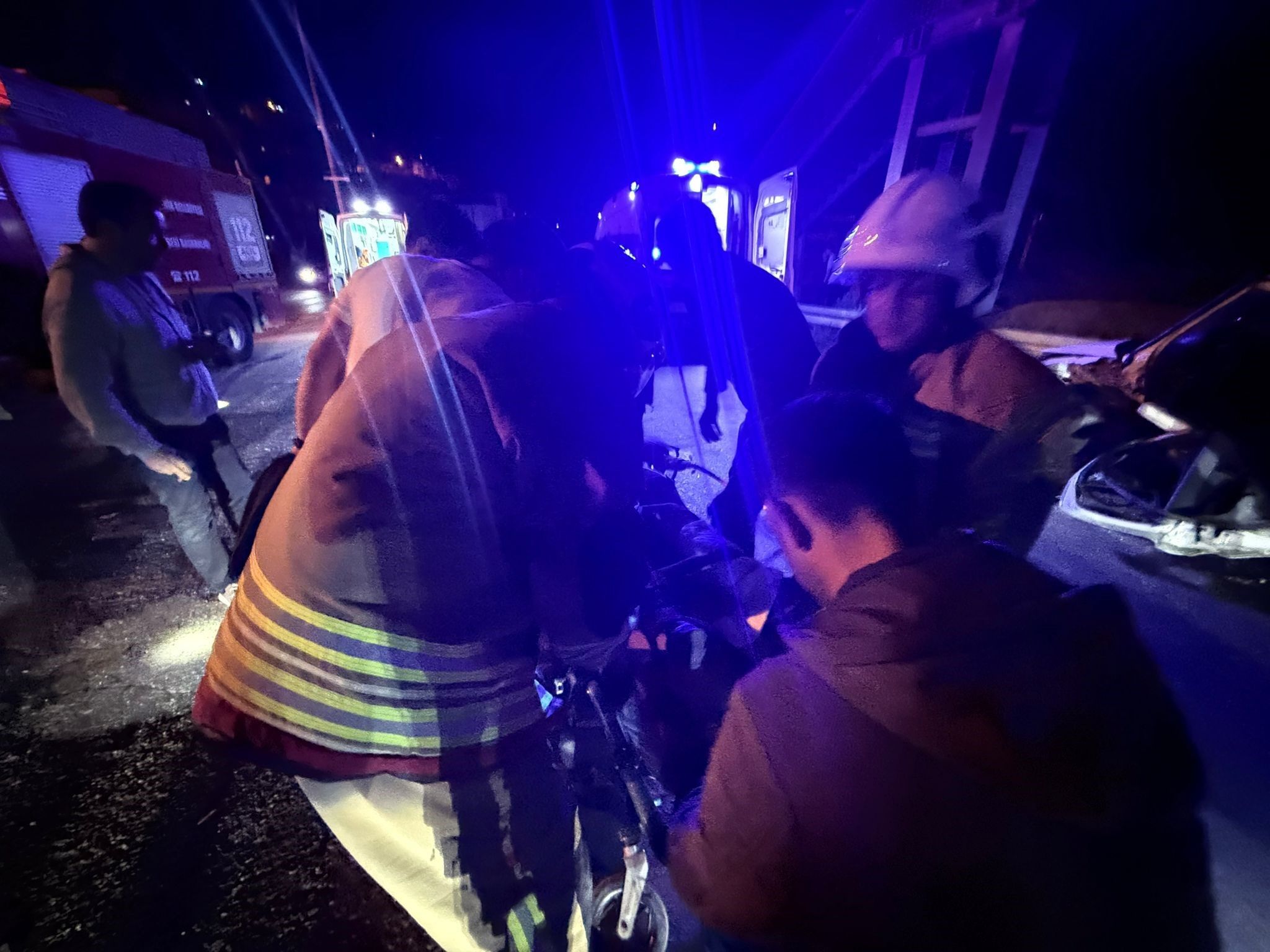 Ana Yola Cikarken Felaket Otomobile Ok Gibi Saplandi (2)