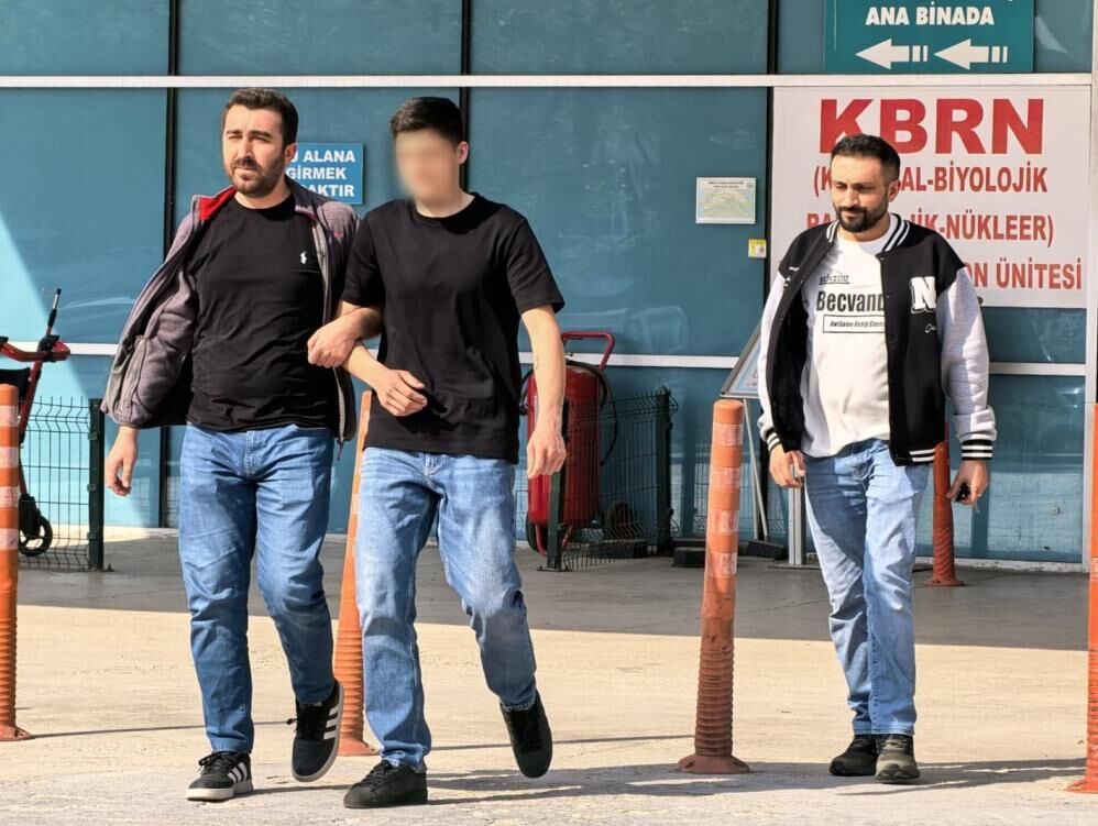 Babasinin Intikamini Aldi 17 Yasindaki Cocuk Tufekle Can Aldi (2)