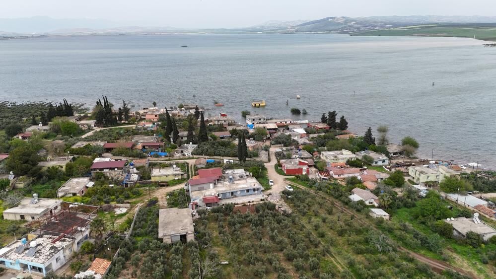 Baraj Sinirlari Icerisindeki Koyler Asiri Yagislarla Sular Icerisinde Kaldi (4)
