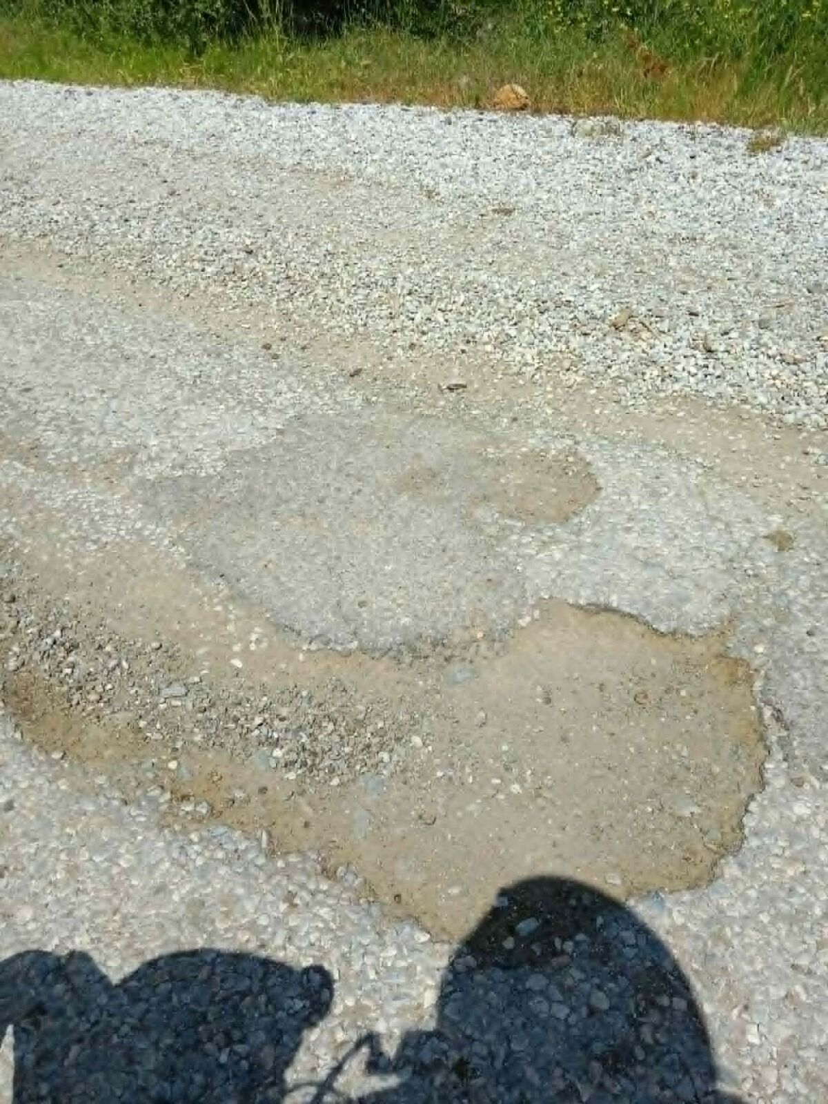 Çelikli Mahallesi’nde Vatandaşlar Yolun Yenilenmesini Istiyor (9)