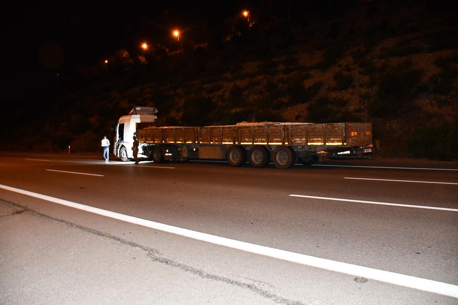 Cevreyolunda Aci Olum 18 Yasindaki Ezgi Kurtarilamadi (2)