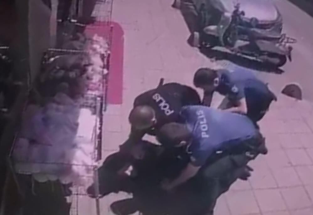Corluda 2 Polisin Sehit Oldugu Olayda Saldirganin Yakalanma Ani Goruntuleri Ortaya Cikti (1)-1