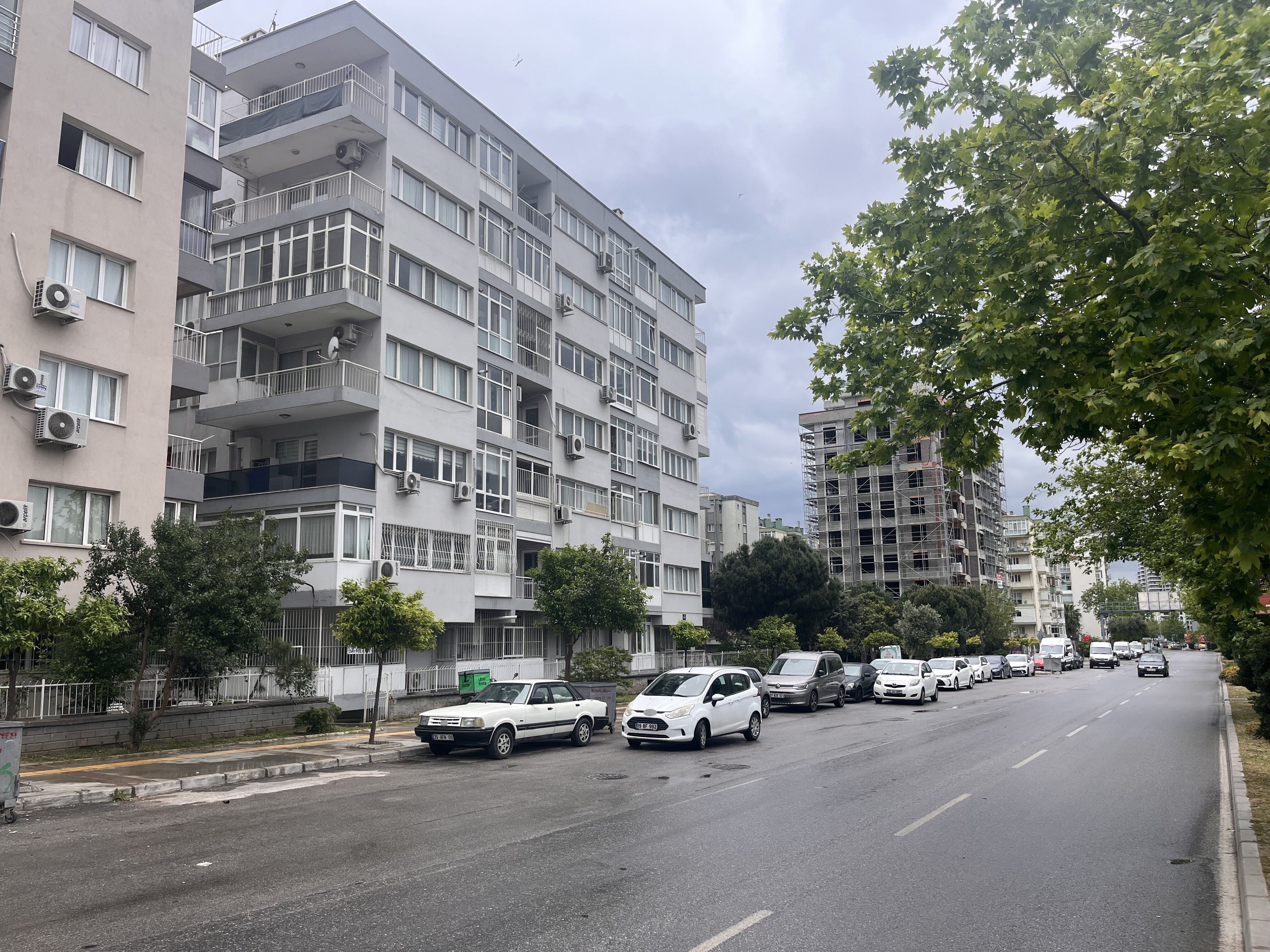 Dayanamadim Dedi Bogazini Sikan Oglunu Gogsunden Bicaklayarak Hayattan Kopardi (3)