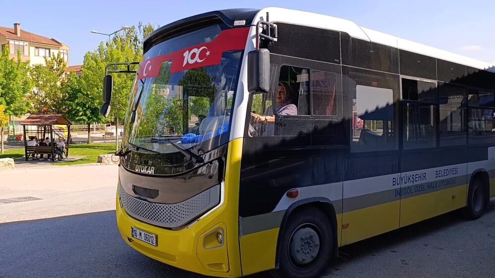 Direksiyon Basinda Kahramanlik Fenalasan Yolcu Hastaneye Boyle Ulasti (3)