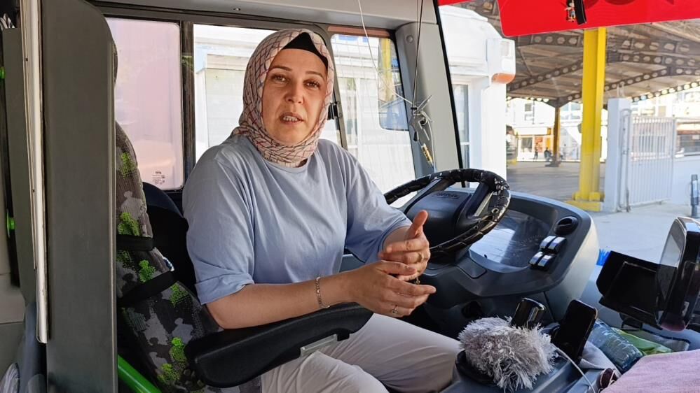 Direksiyon Basinda Kahramanlik Fenalasan Yolcu Hastaneye Boyle Ulasti (4)
