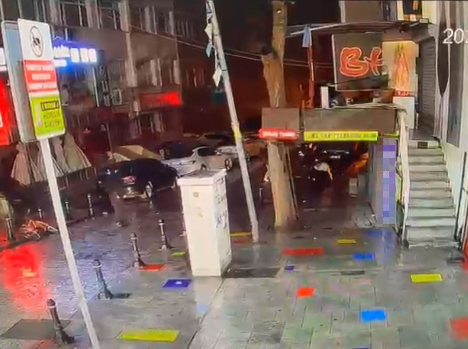 Dogum Gunu Kutlamasi Kanla Bitti Kiskanclik Tartismasi Sokak Ortasinda Cinayete Donustu (2)
