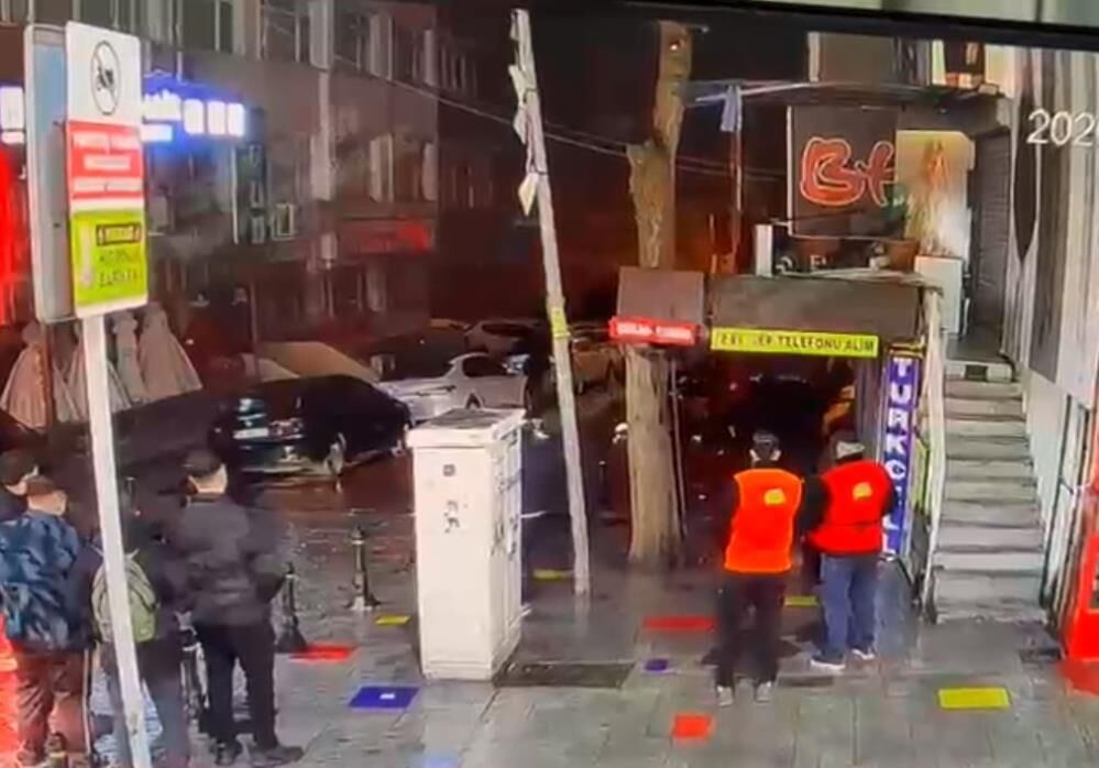 Dogum Gunu Kutlamasi Kanla Bitti Kiskanclik Tartismasi Sokak Ortasinda Cinayete Donustu (3)