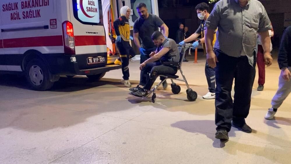 Facianin Esiginden Donuldu Seyir Halindeyken Fenalasti Sokak Savas Alanina Dondu (2)