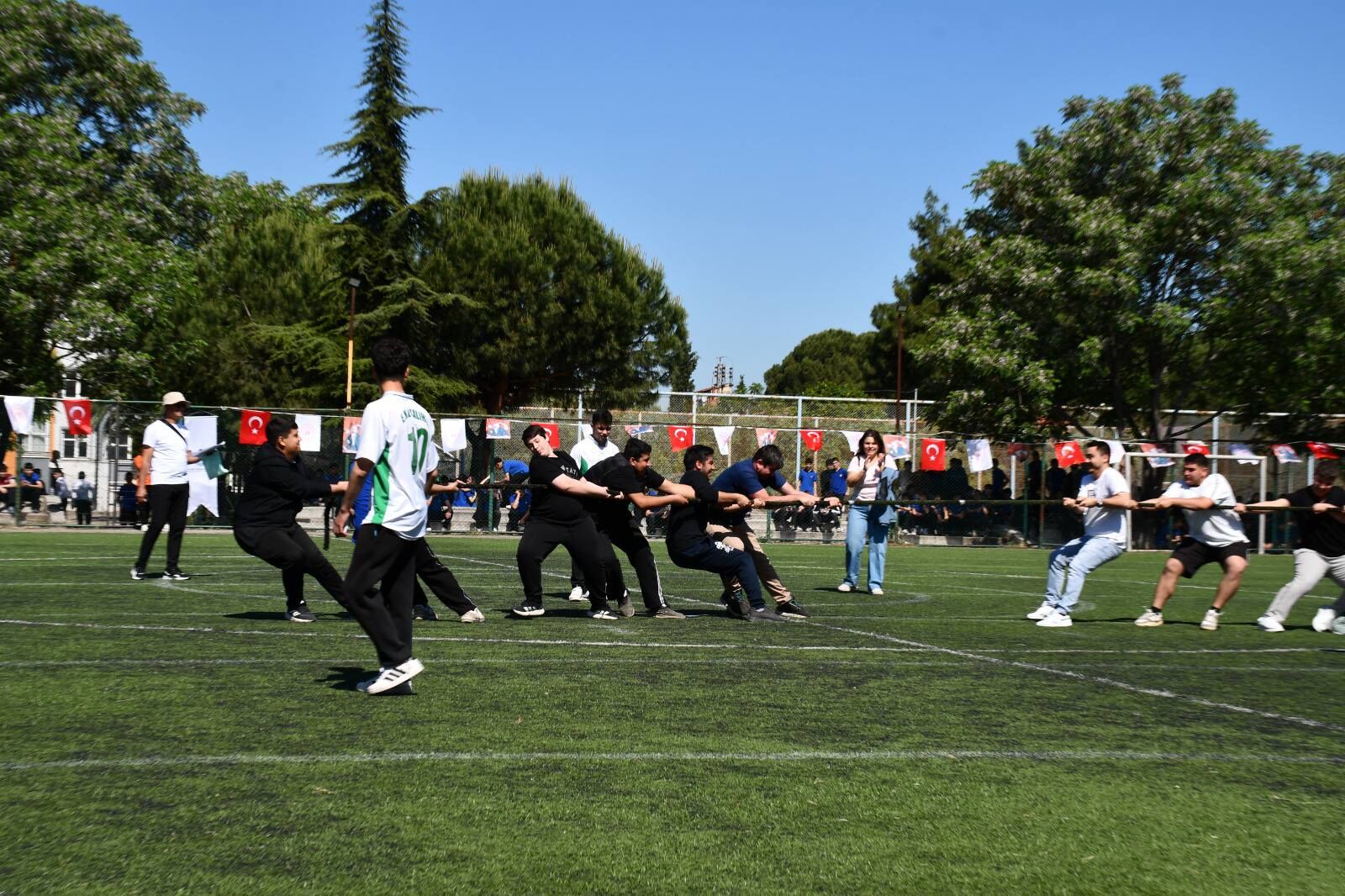 Gençli̇k (1)-3