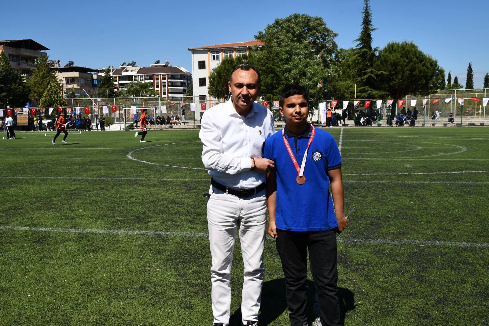 Gençli̇k (14)