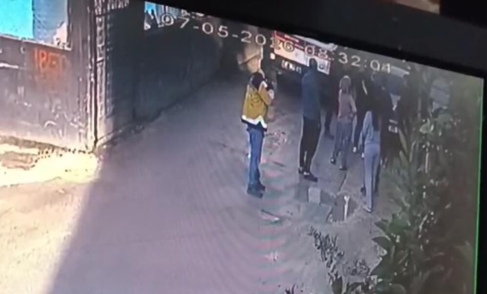 Kalp Krizi Vakasina Giden Ambulansin Anahtari Kayboldu Cagrilan Ikinci Ambulansla Gotu (4)