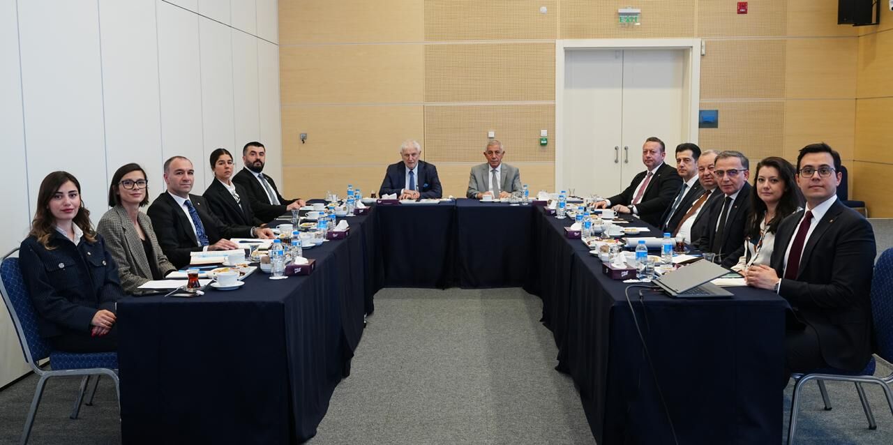 Komisyon Içerde