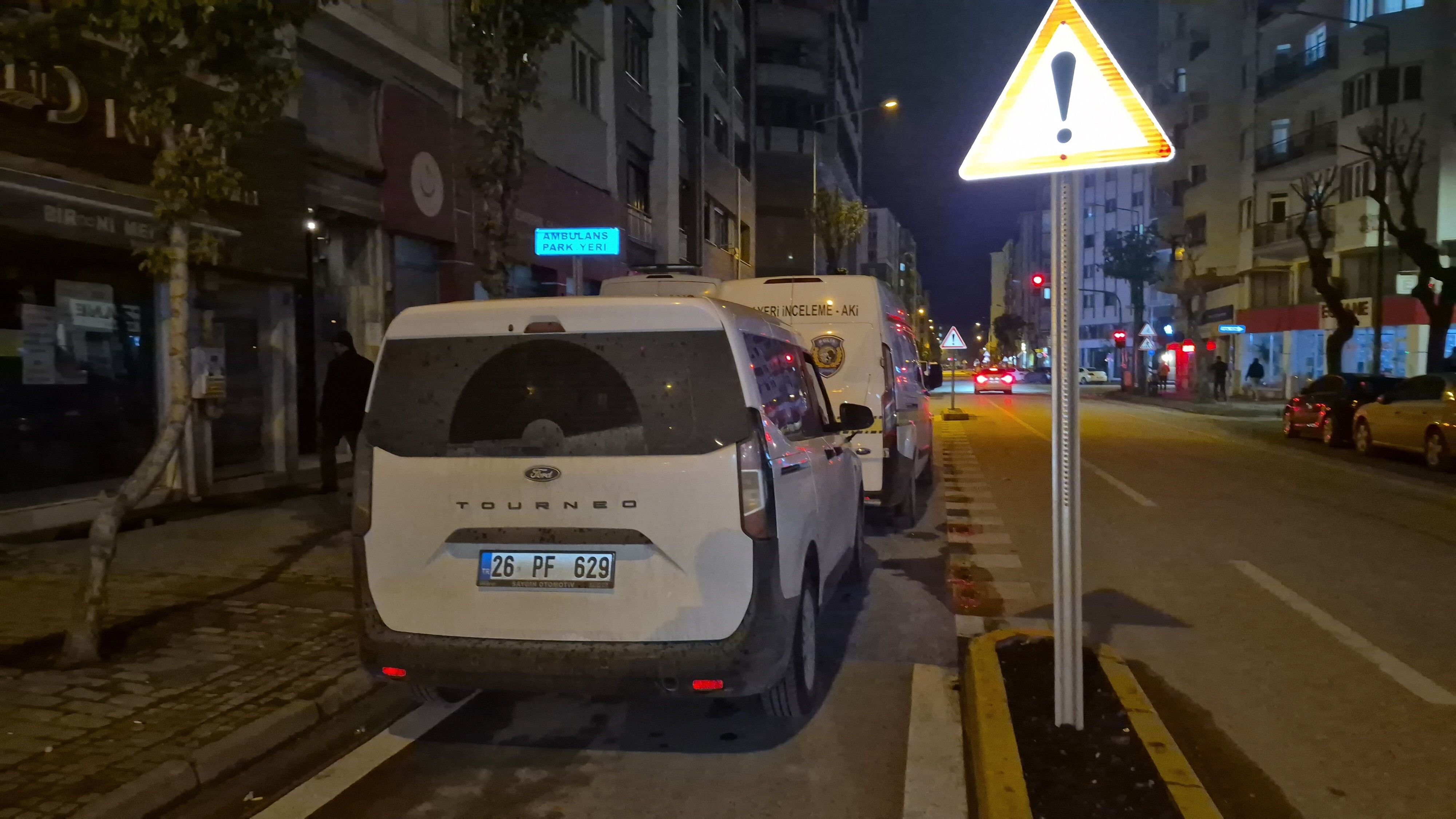Komsulari Gunlerdir Haber Alamadi Tek Basina Yasayan Yabanci Uyruklu Baba Evinde Olu B (2)