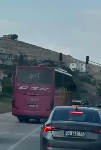 Kornaya Basip Onune Geleni Solladi Otobus Teroru Kamerada (1)-1
