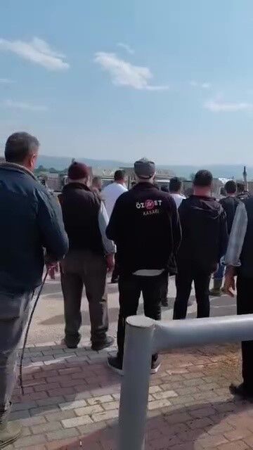 Kurban Azari Savas Alanina Dondu Jandarma Havaya Ates Acti (2)