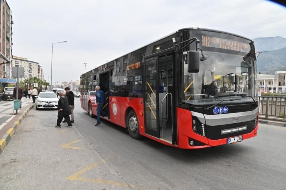 Manisa Buyuksehirden Bayram Mesaisi (1)