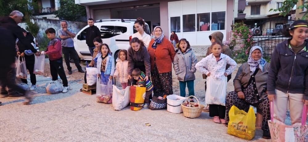 Manisada Asirlik Bayram Gelenegi Yasatiliyor (4)