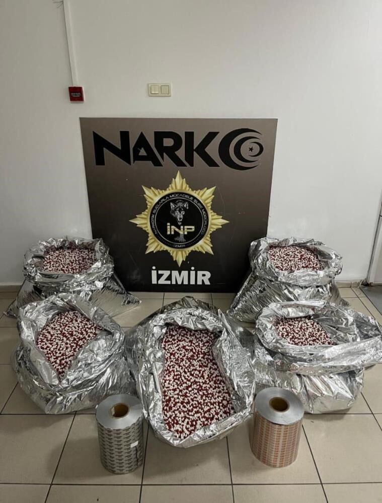 Milyonlarca Hap Tonlarca Hammadde Uyusturucu Sebekesi Cokertildi (3)