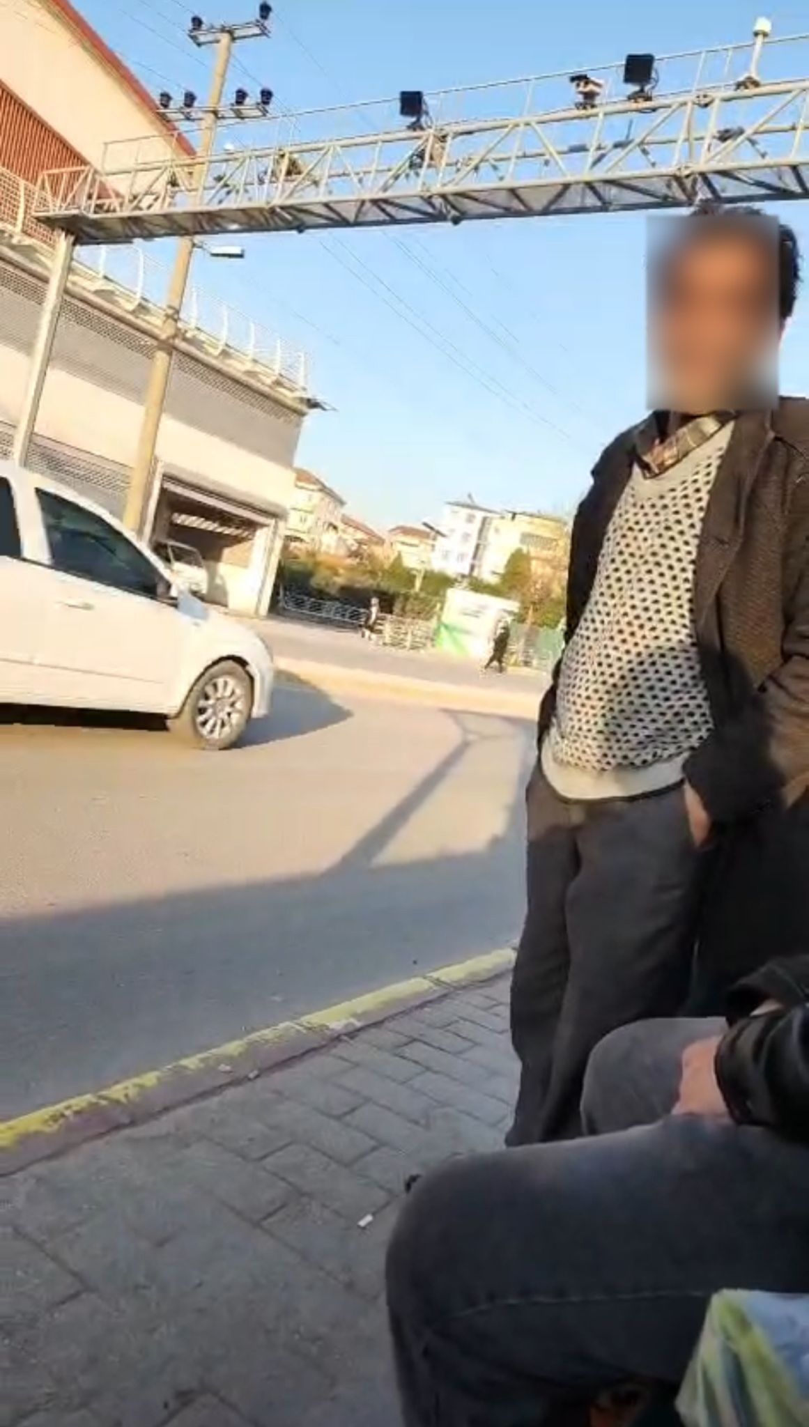 Otobus Duraginda Mide Bulandiran Taciz Supheli Adli Kontrolle Serbest Birakildi (4)