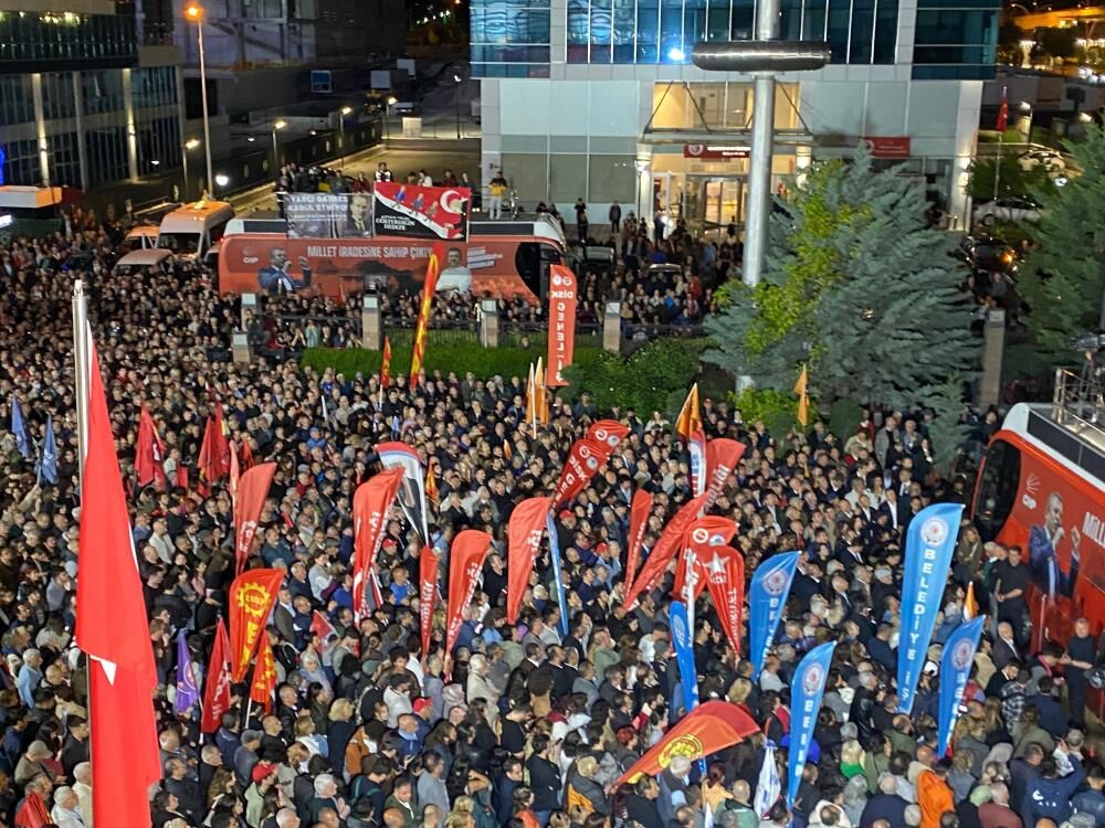 Ozgur Ozel Cevabim Nettir Tavizim Yok Sandik Ve Kurultay Istiyoruz (2)
