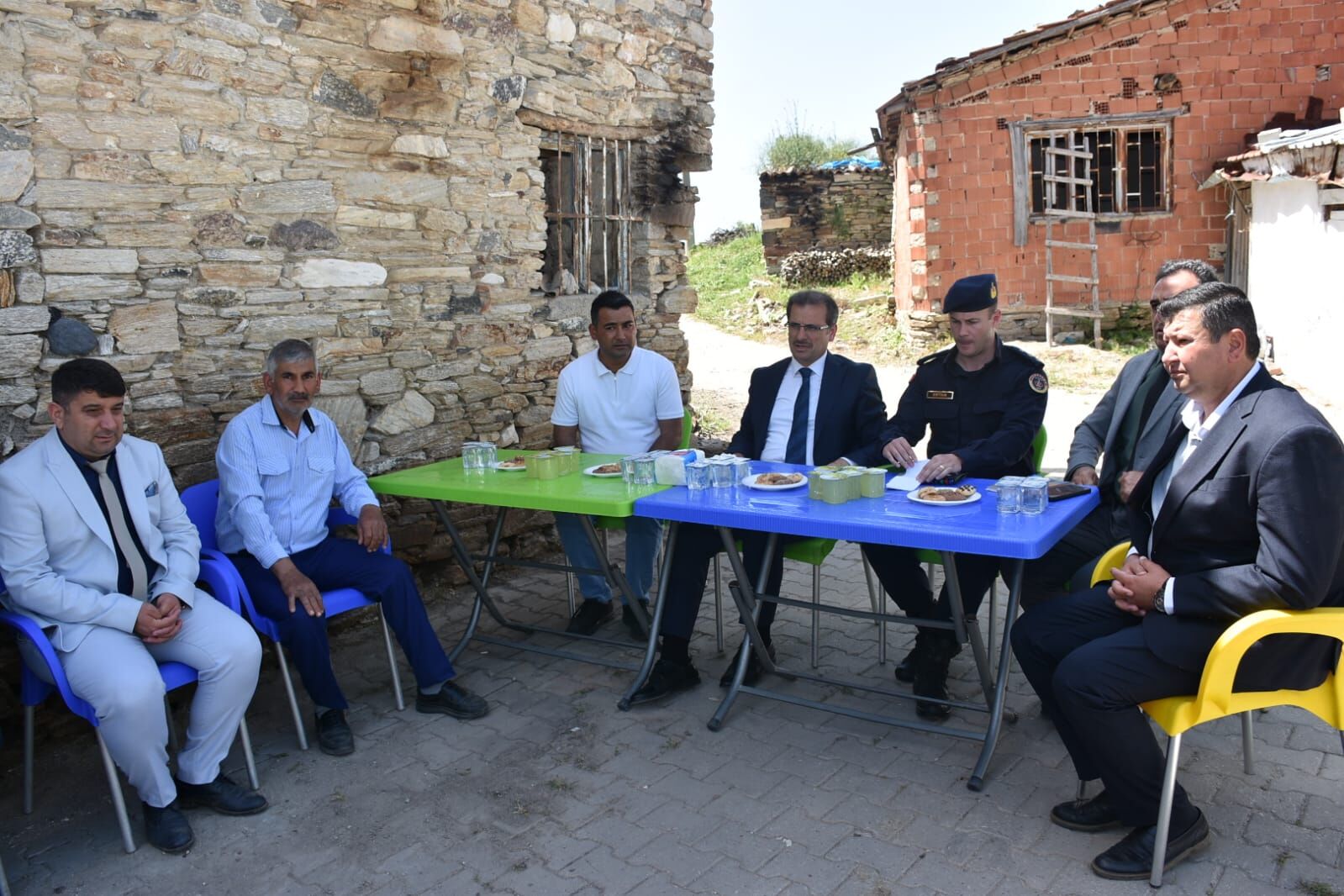 Sali̇hli̇ Kaymakami Güldoğan (2)