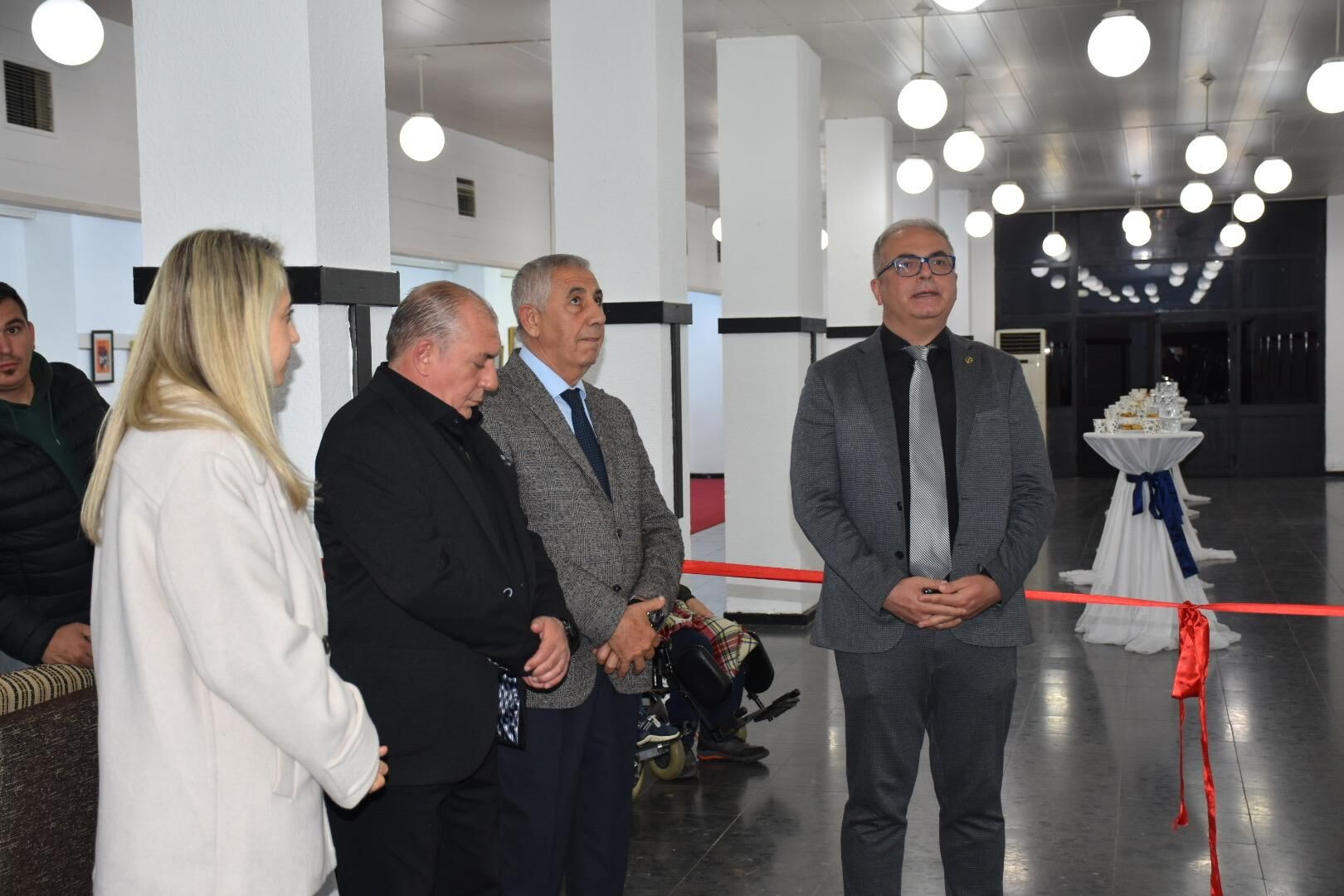 Salihli’de Anlamlı Sergi Sanatla Engeller Aşılıyor (18)
