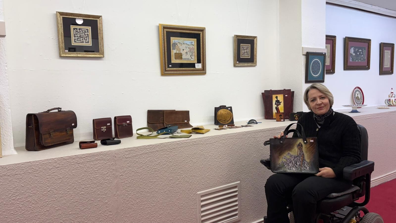 Salihli’de Anlamlı Sergi Sanatla Engeller Aşılıyor (2)