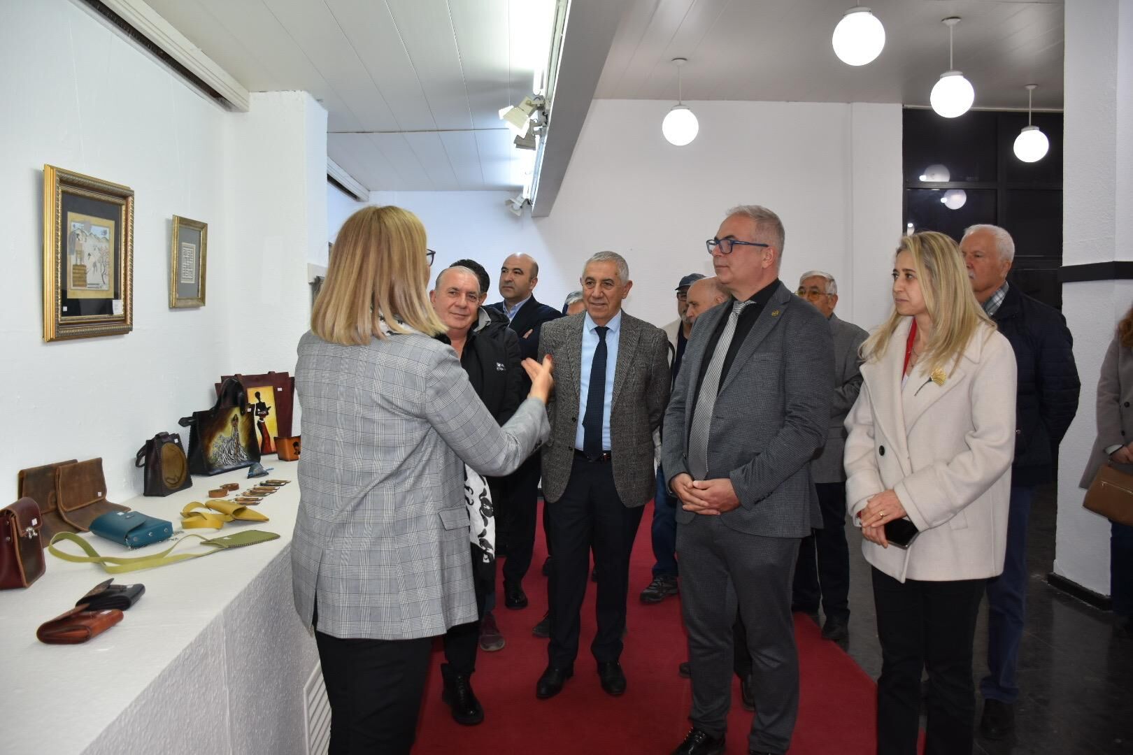 Salihli’de Anlamlı Sergi Sanatla Engeller Aşılıyor (8)