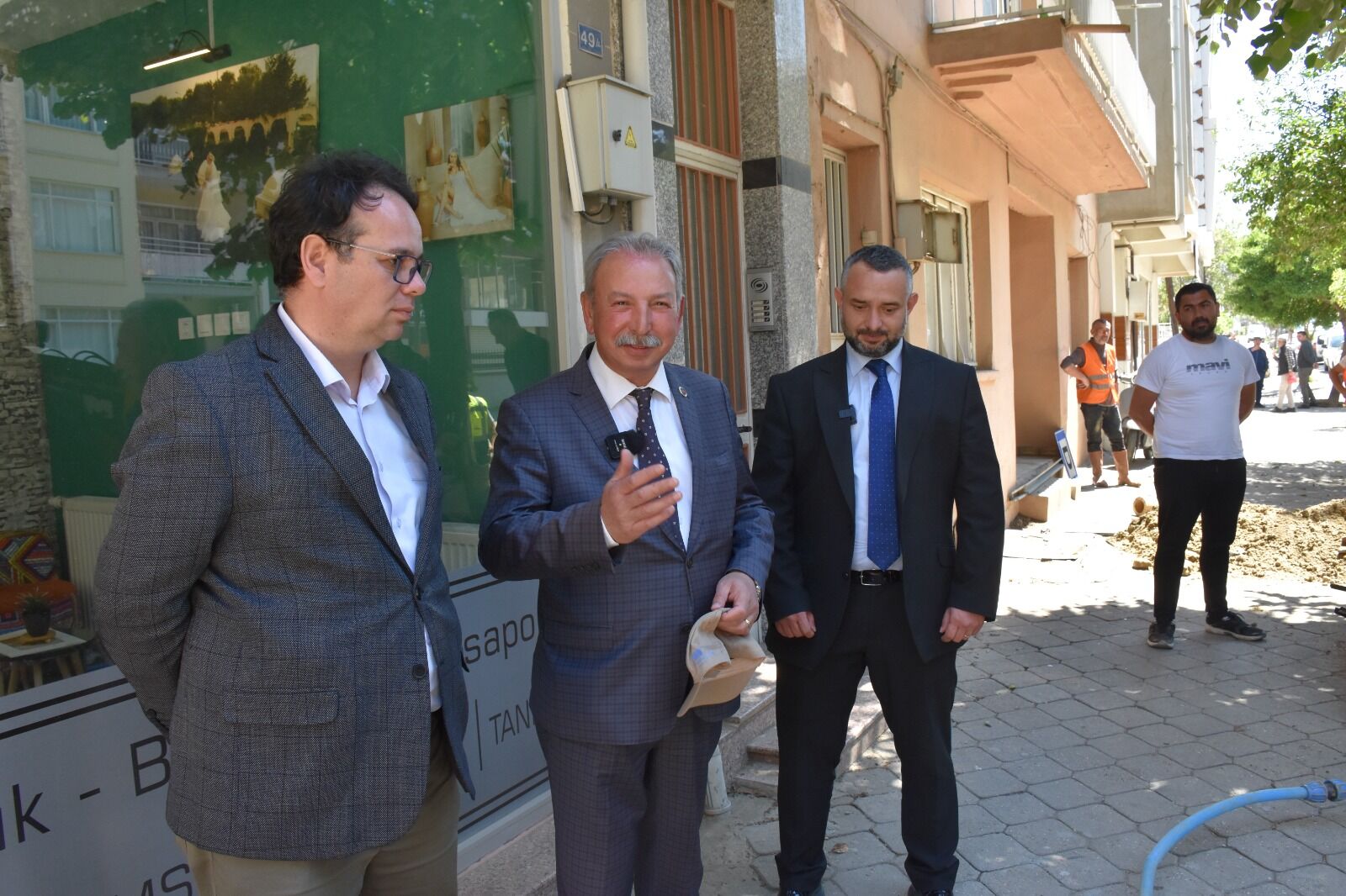Salihli’de İçme Suyu Hatları Yenileniyor (6)