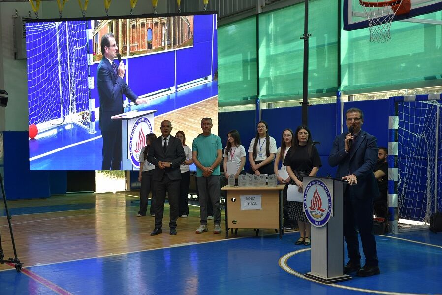 Salihli’de Robotlar Yarıştı Genç Mucitlerden Teknoloji Şöleni (3)