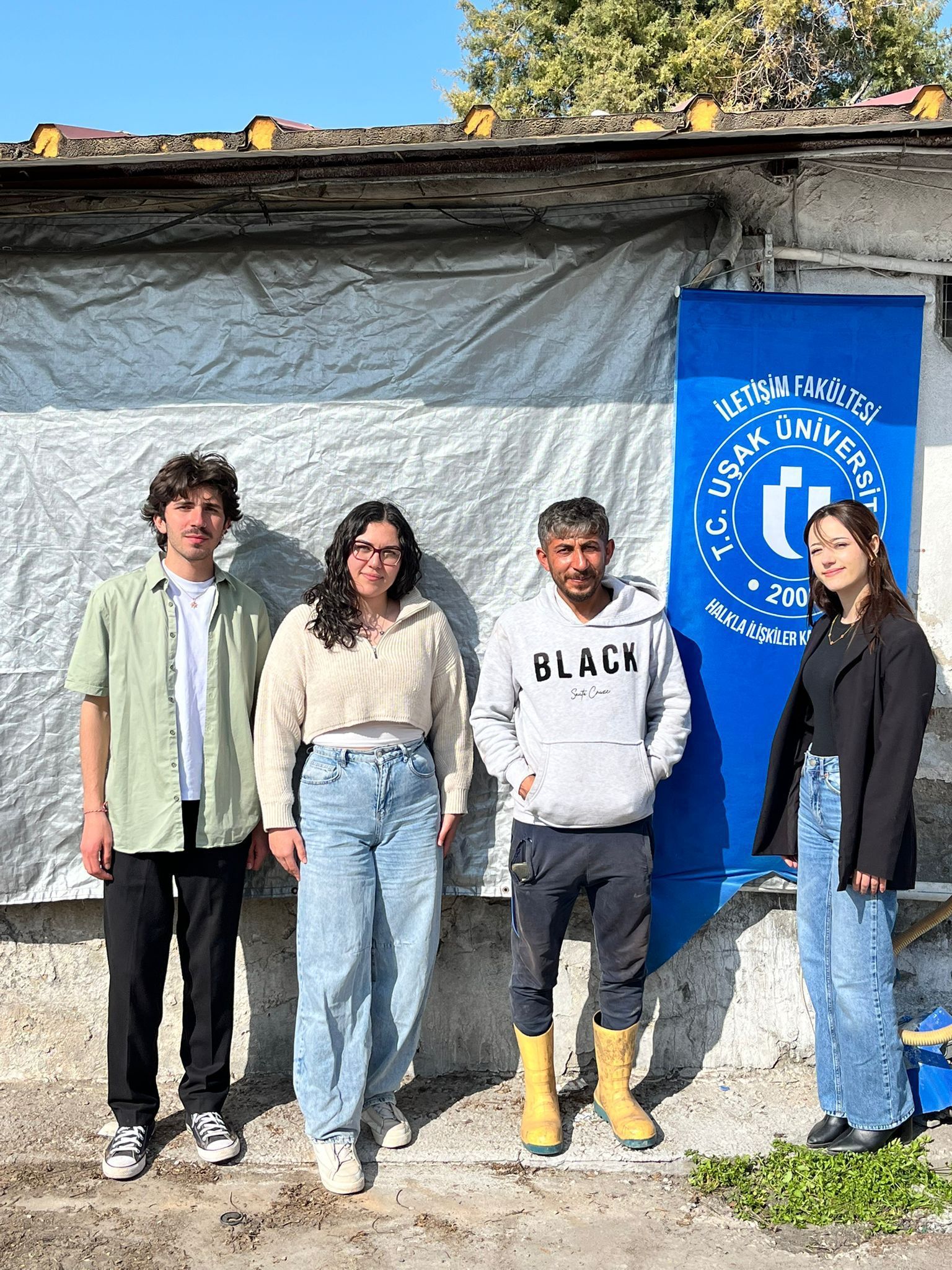 Salihli’de “Sağlıklı Kümes, Verimli Üretim” Projesi Başarıyla Tamamlandı (1)-1