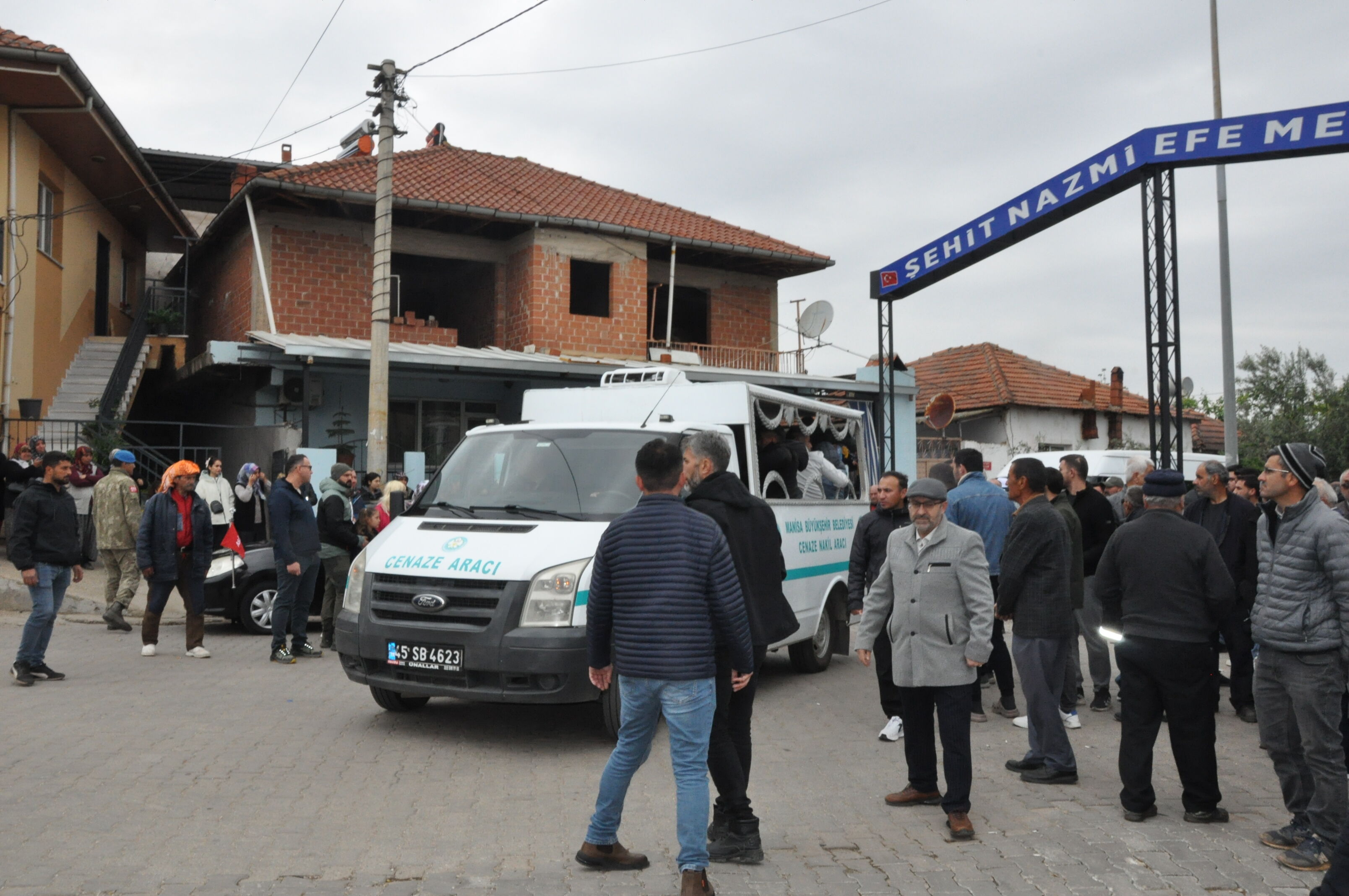 Salihlili Uzman Cavus Son Yolculuguna Ugurlandi (1)