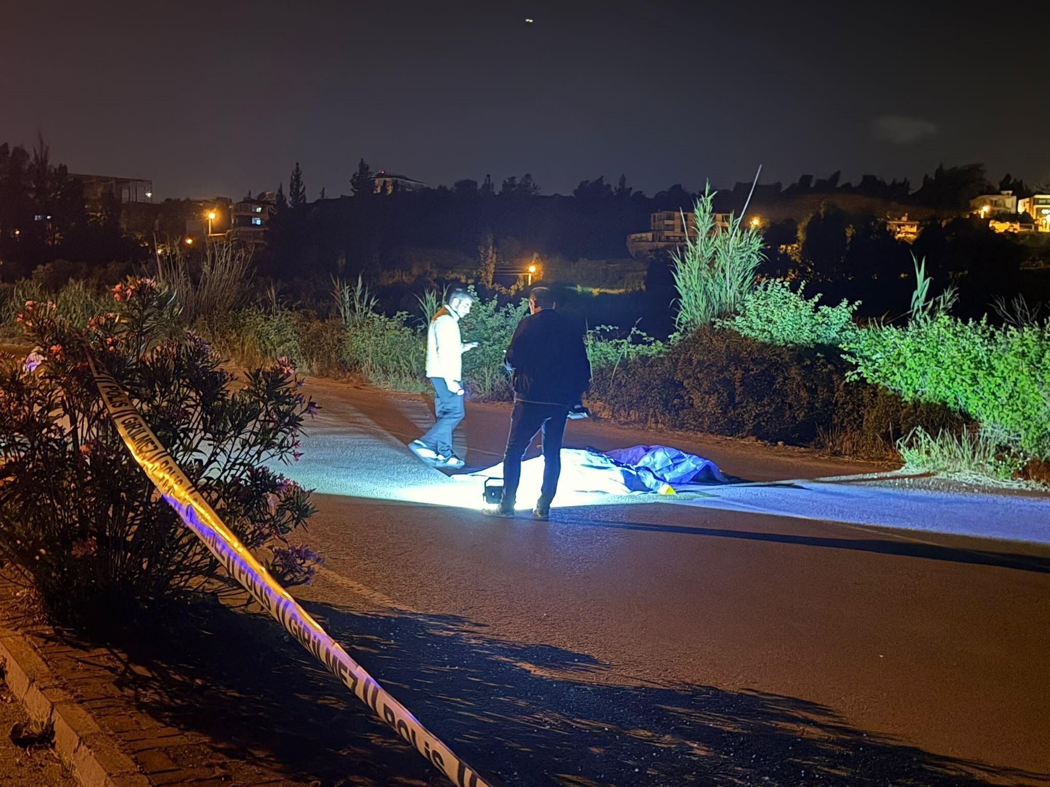 Sokak Ortasinda Vahset Yol Kesme Tartismasi Katliamla Bitti (4)