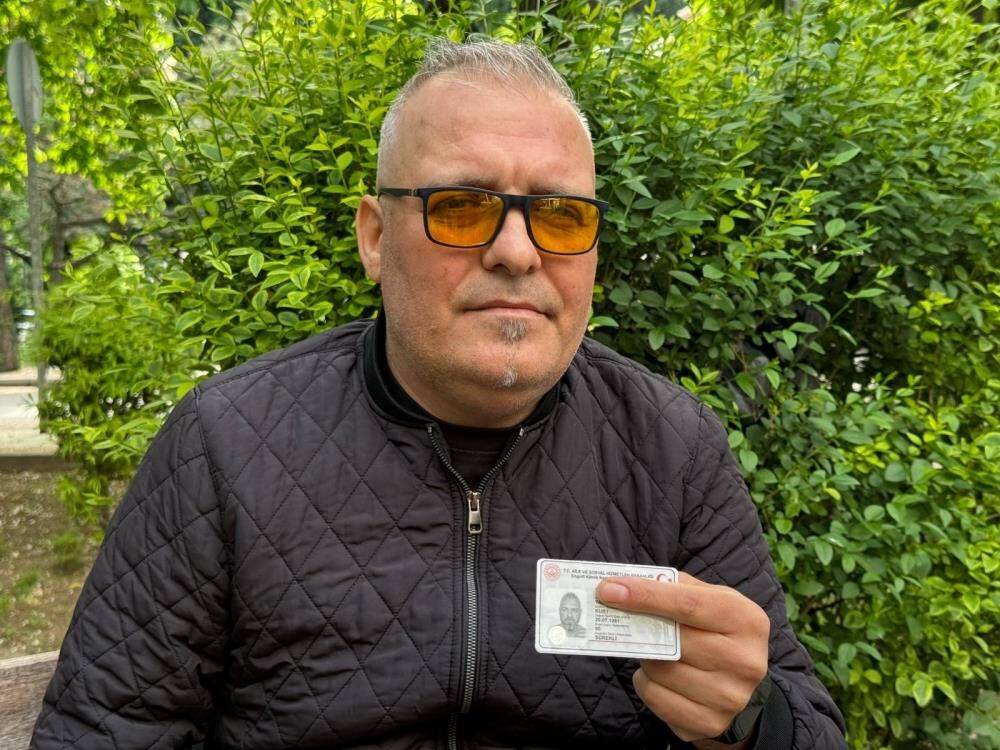 Temizledigi Aracinin Icinde 2 Saat Uyudu Yuzde 99 Uyanmaz Denilen Hasta Konustu Hayati (2)