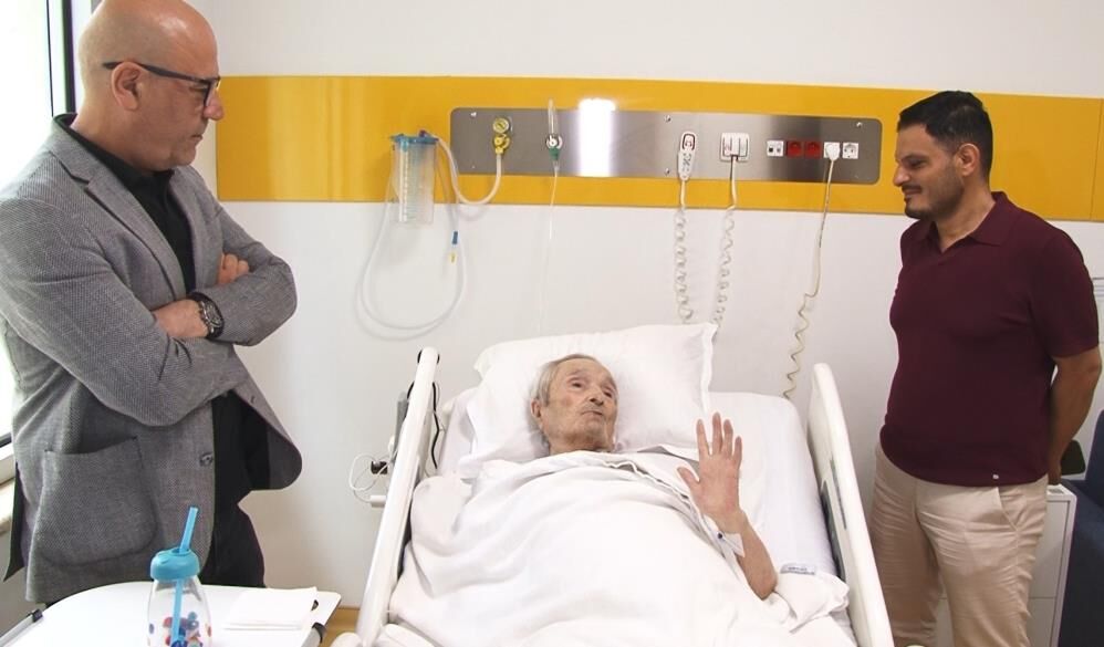 Uc Kez Bypass Kalp Nakli Ve Zorlu Pil Operasyonu Saatle Yasamayi Ogrendim (2)