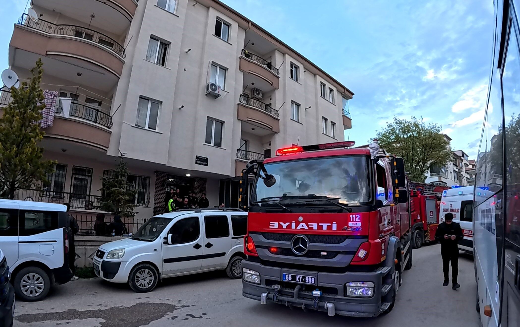 Uzaklardaki Oglunun Icine Dogdu 91 Yasindaki Kadinin Yardimina Kimse Yetisemedi (2)