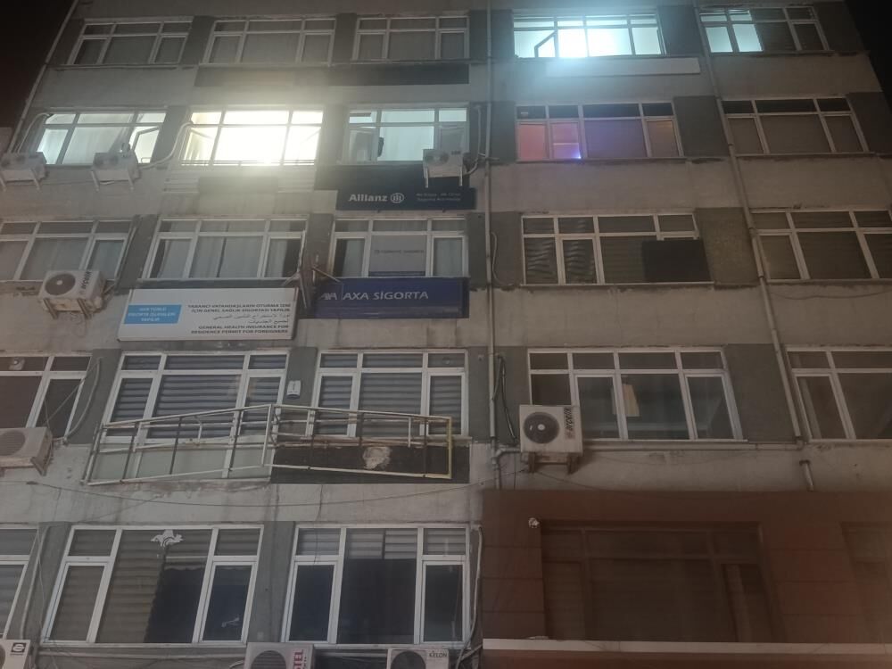 56 Yasindaki Adam Ruhsatsiz Masaj Salonunda Hayatini Kaybetti (2)