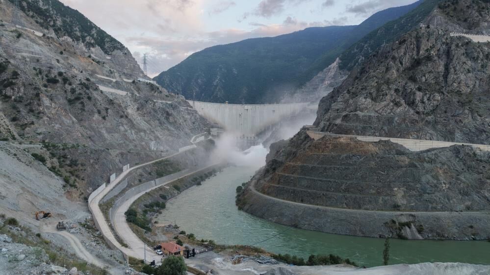7 Yil Sonra Kapaklar Acildi Vatandaslar Seyir Noktalarina Kostu (4)
