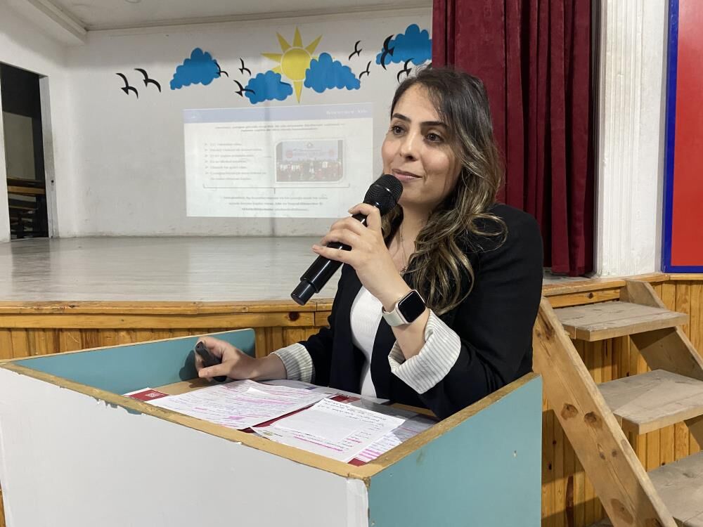 Ailelere Hayat Dersi Akran Zorbaligi Ve Bagimlilik Masaya Yatirildi (3)
